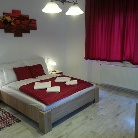 Downtown Apartment ميسكولك المظهر الخارجي الصورة