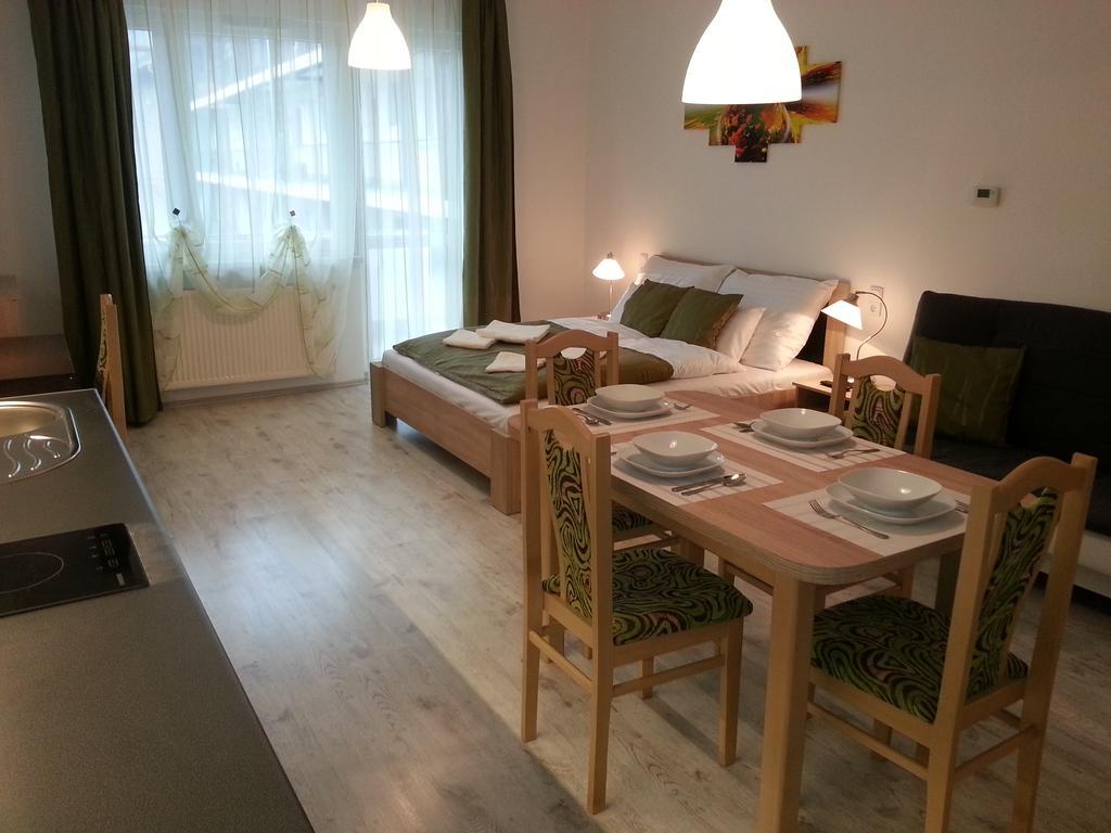 Downtown Apartment ميسكولك المظهر الخارجي الصورة