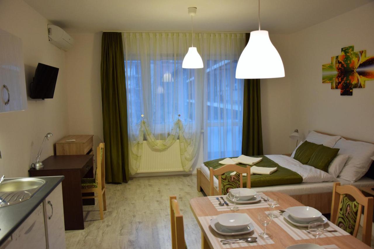 Downtown Apartment ميسكولك المظهر الخارجي الصورة
