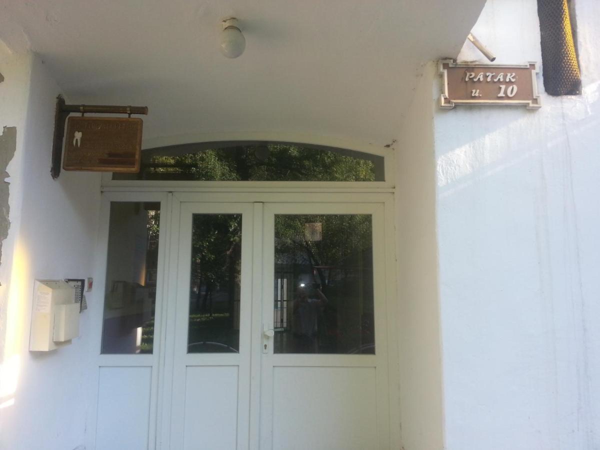 Downtown Apartment ميسكولك المظهر الخارجي الصورة